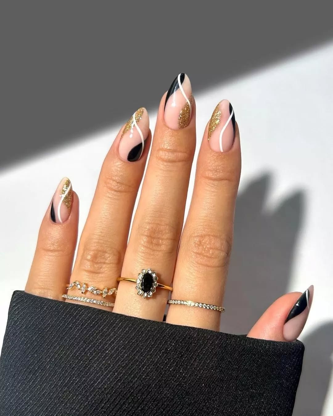 Gilded Noir Press-On Nails